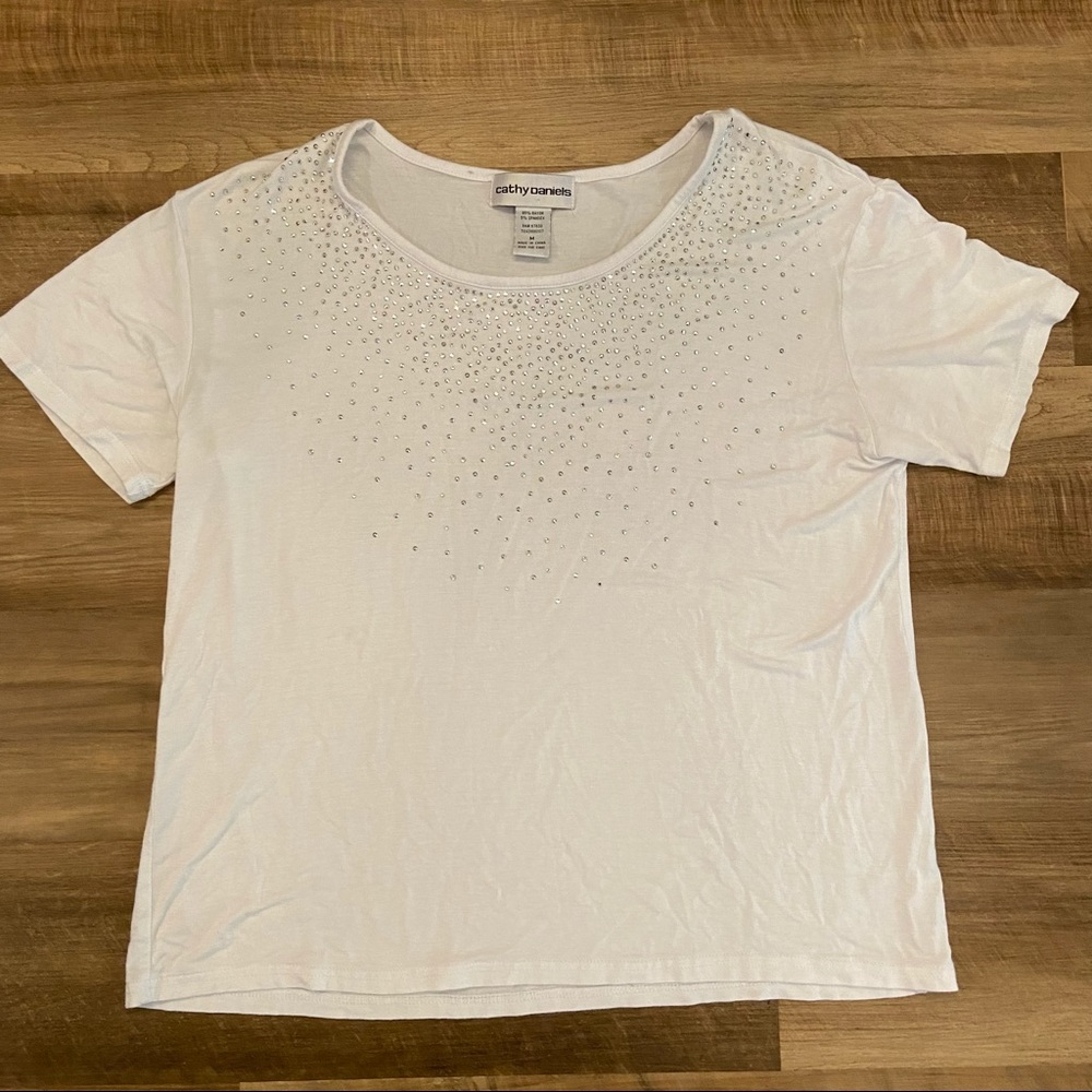Simple white bedazzled loose fit t-shirt